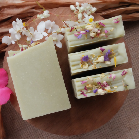 Fleur: Feminine & Floral Handcrafted Soap with Lavender, Ylang Ylang, Frankincense, Kaolin and French Green Clay