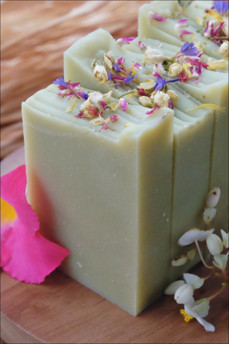 Fleur: Feminine & Floral Handcrafted Soap with Lavender, Ylang Ylang, Frankincense, Kaolin and French Green Clay